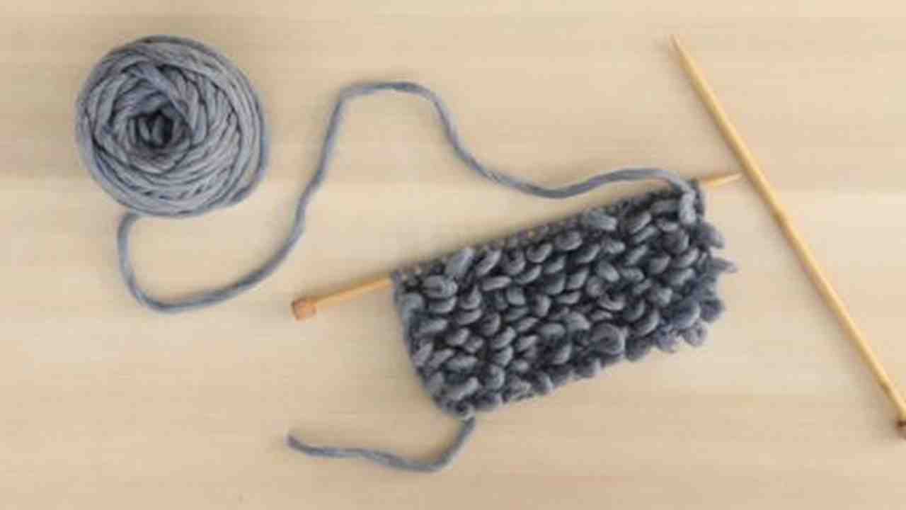 How to knit loops How to knit loops